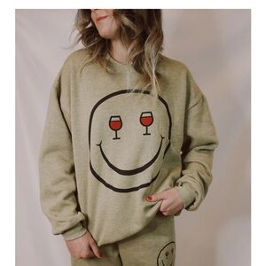 New Project Social T Los Angeles Wine Eyes Sweatshirt - S/M Grey/Beige Oat color